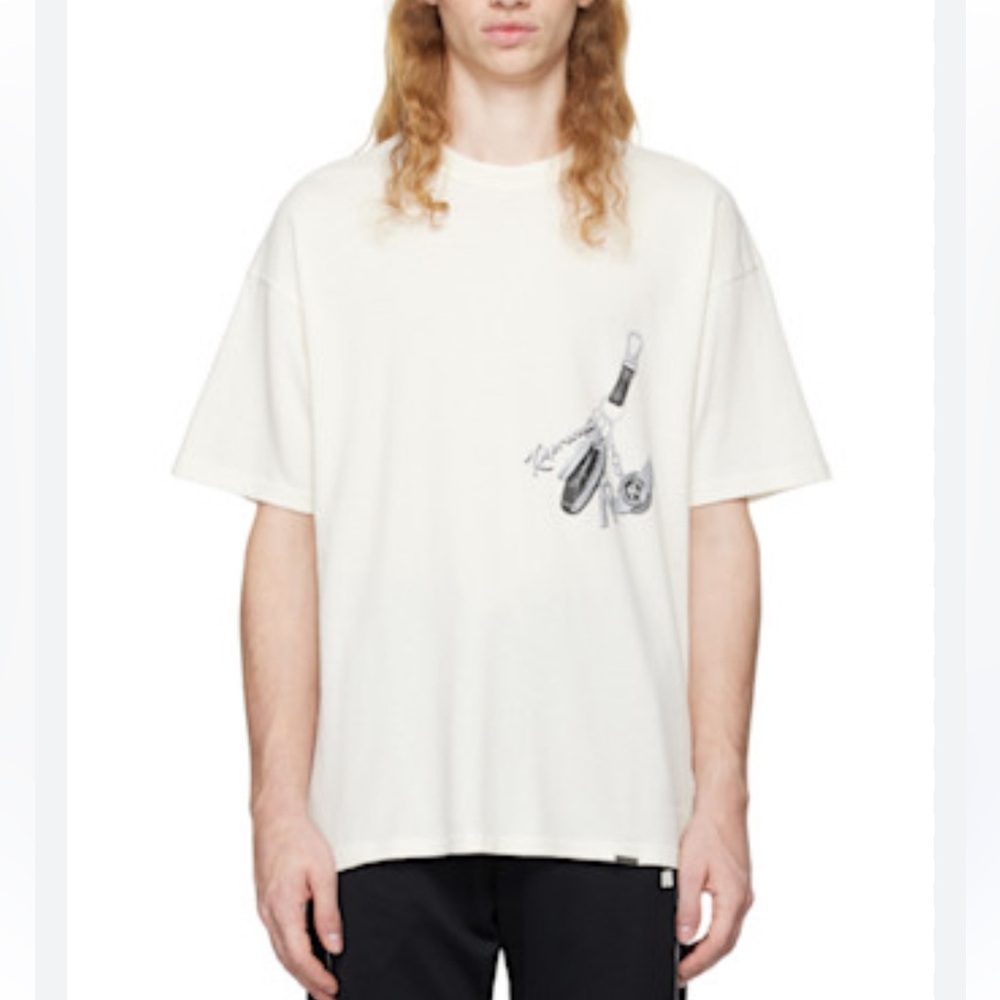 Keys to the Club Oversize Graphic T-Shirt